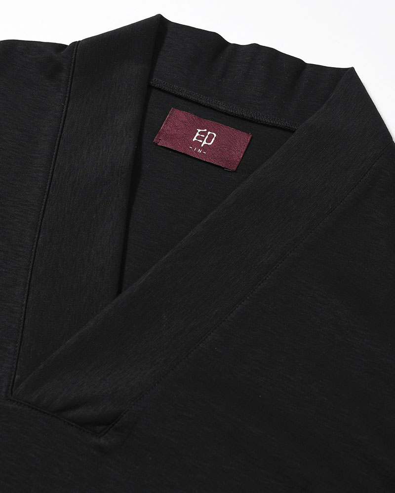 和 NECK S/S TEE -BLACK-
