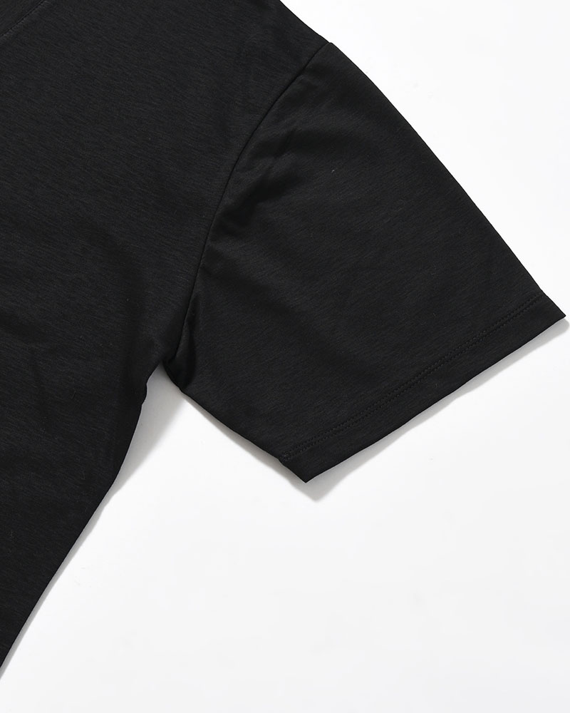 和 NECK S/S TEE -BLACK-