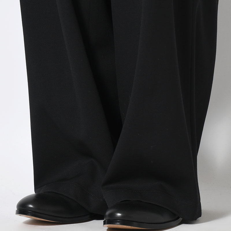 2TUCK WIDE EASY PANTS -BLACK-