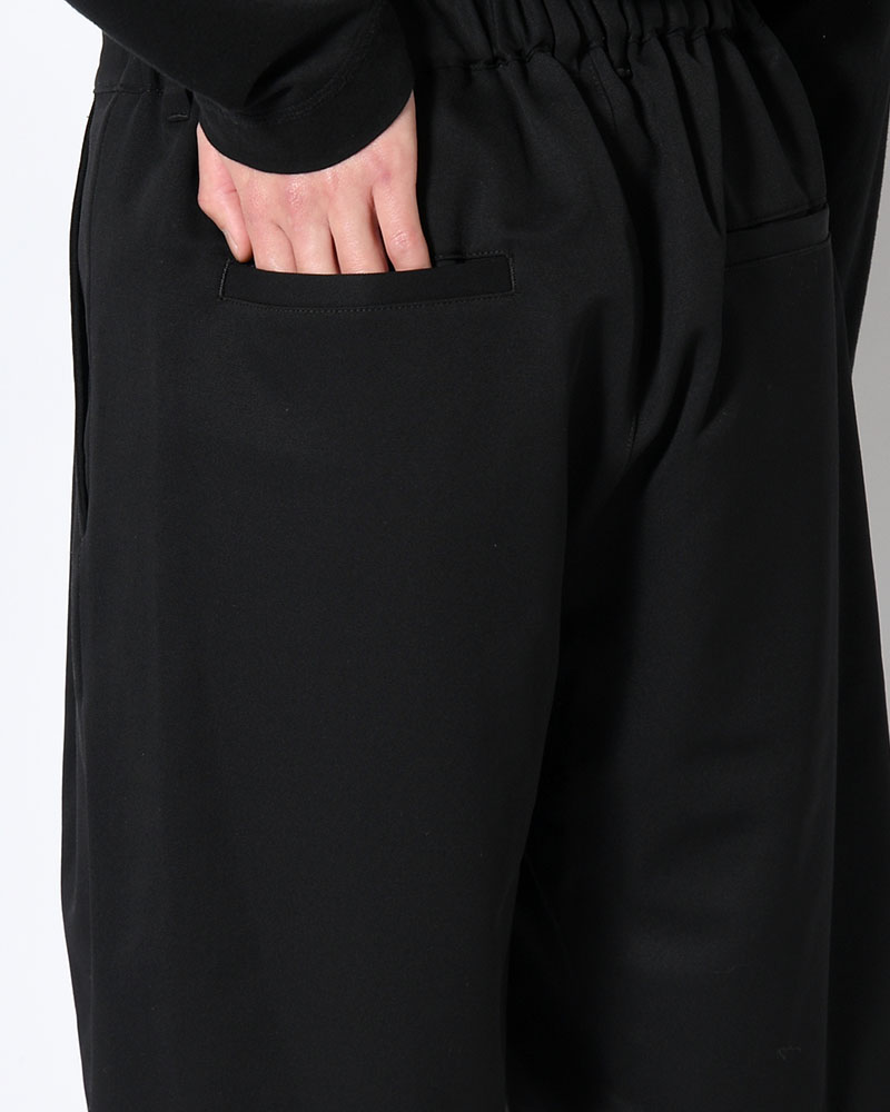 2TUCK EASY SHORTS -BLACK-