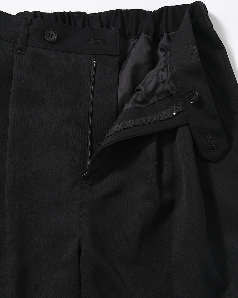2TUCK EASY SHORTS -BLACK-