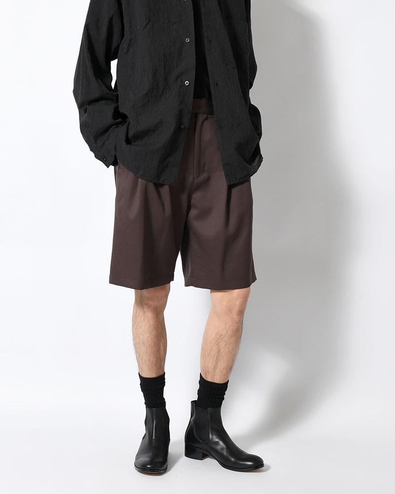 2TUCK EASY SHORTS -BROWN-
