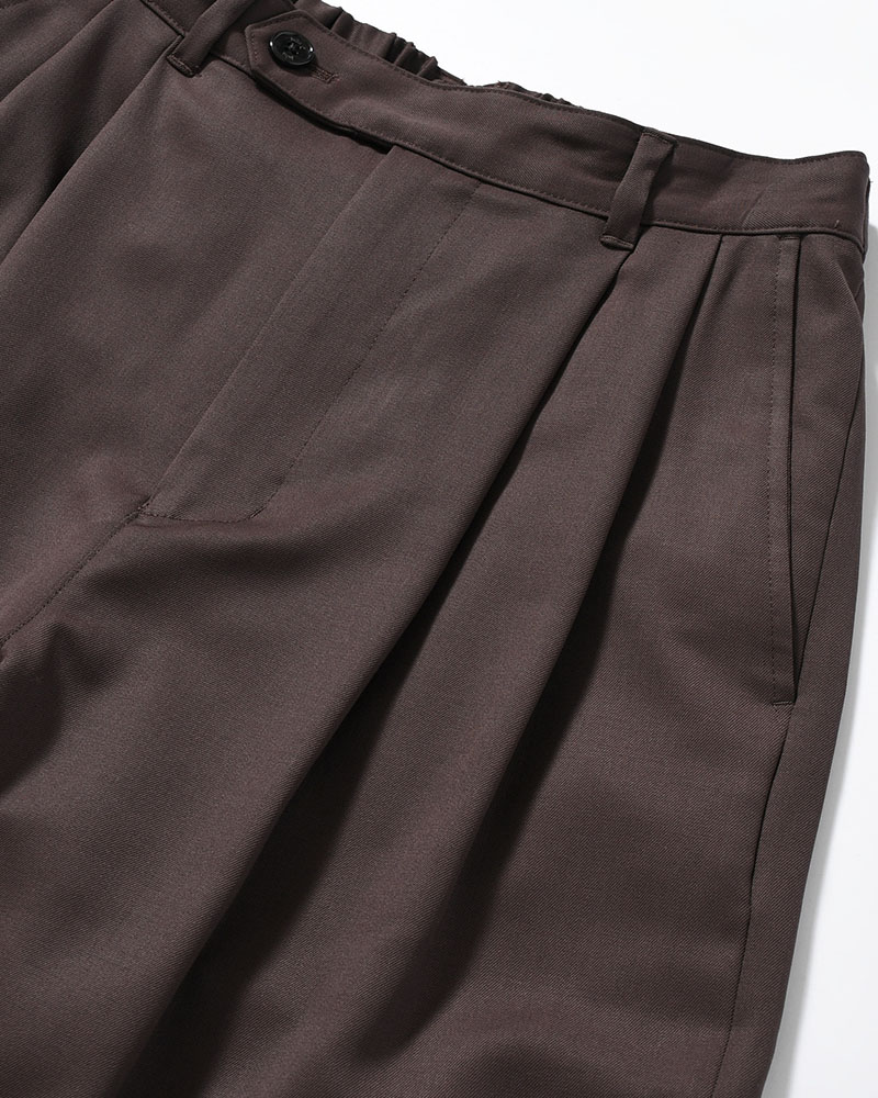 2TUCK EASY SHORTS -BROWN-