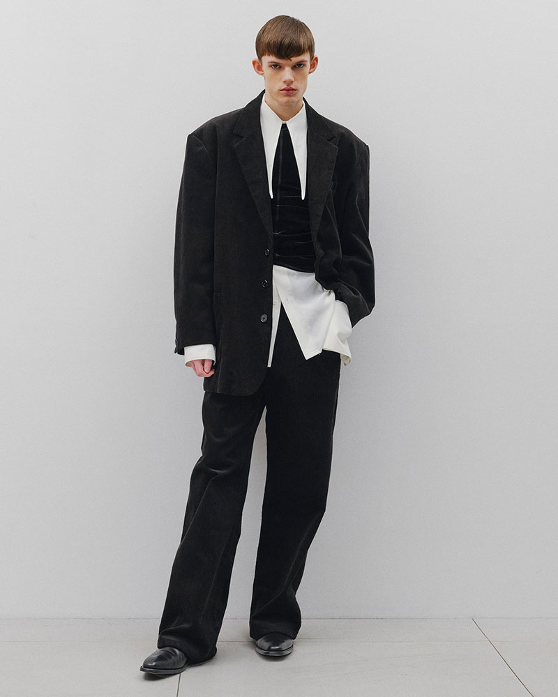 OVERSIZED CORDUROY JACKET -BLACK-