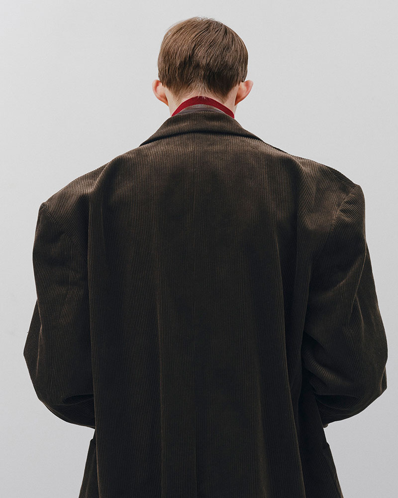 OVERSIZED CORDUROY JACKET -BROWN-