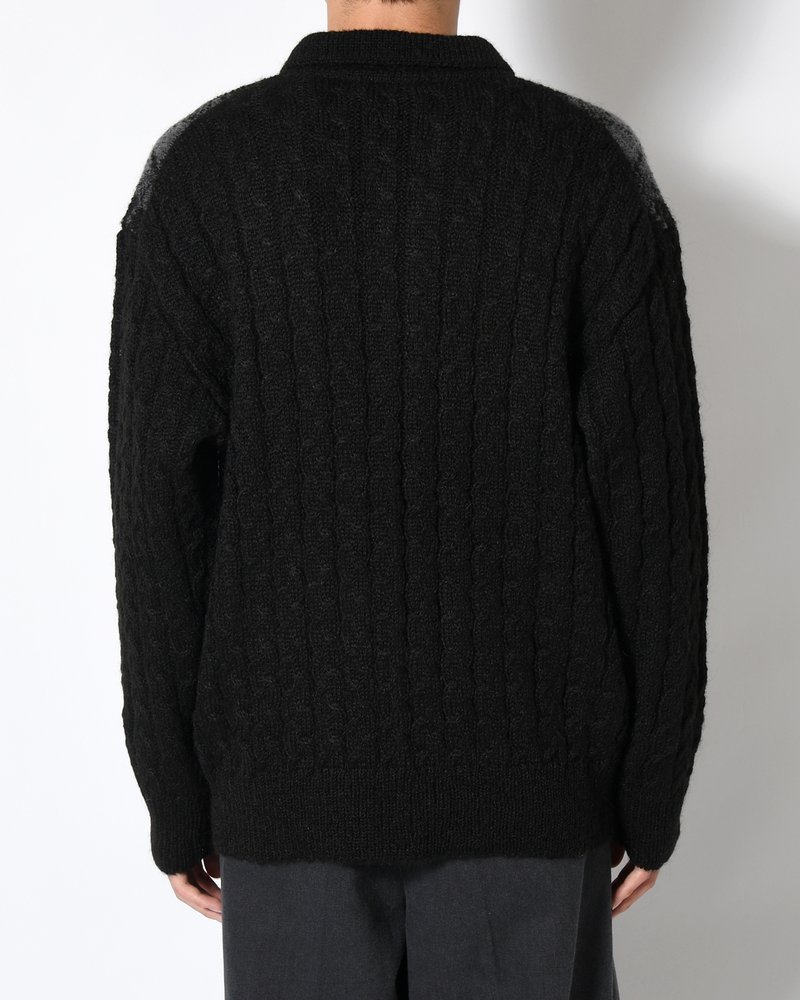 COLLARED ARGYLE CARDIGAN -BLACK-