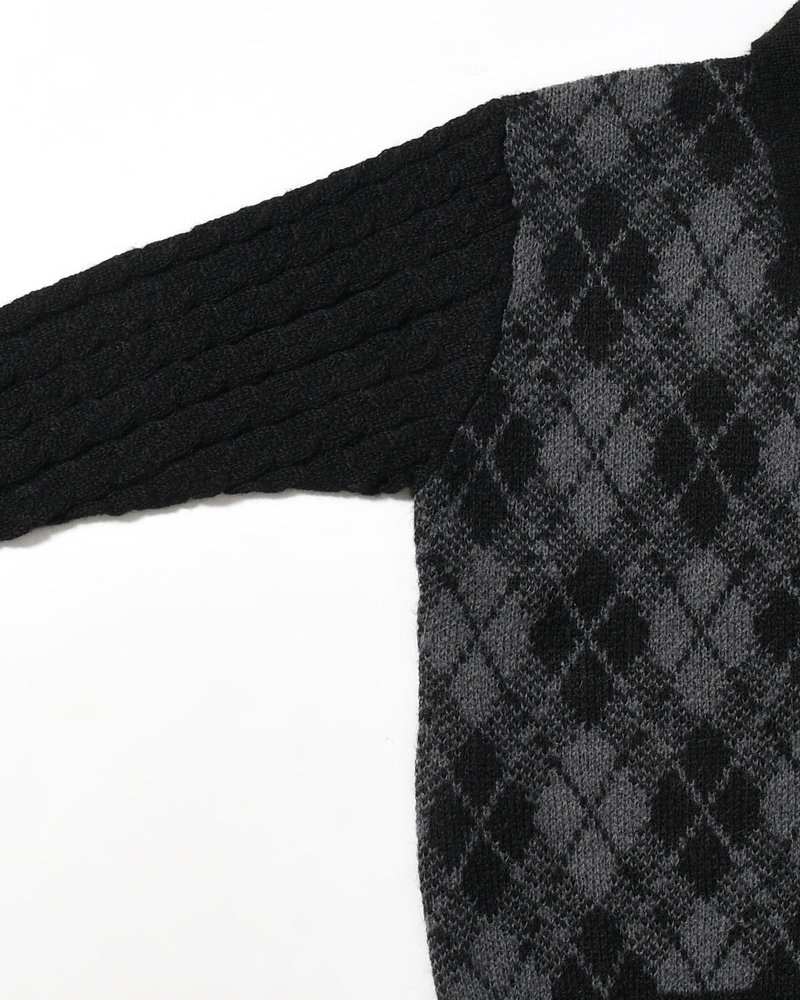 COLLARED ARGYLE CARDIGAN -BLACK-