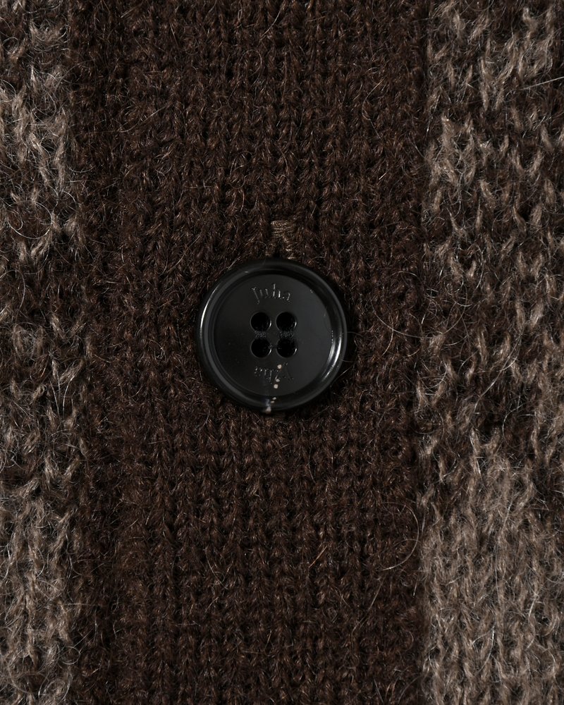 COLLARED ARGYLE CARDIGAN -BROWN-