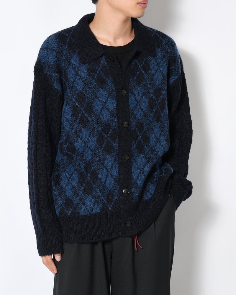 COLLARED ARGYLE CARDIGAN -NAVY-