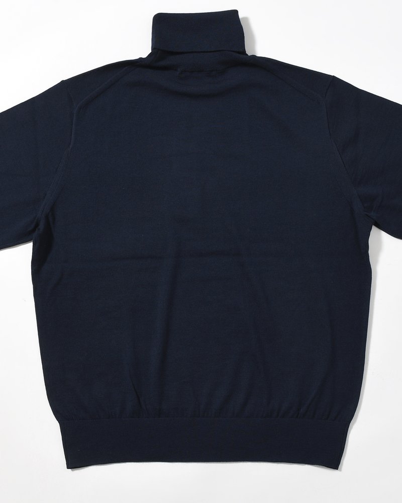 STRUCTURED TURTLENECK KNIT -NAVY-