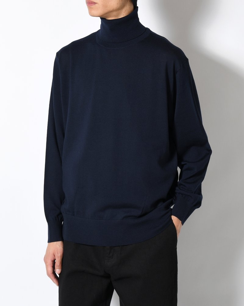 STRUCTURED TURTLENECK KNIT -NAVY-