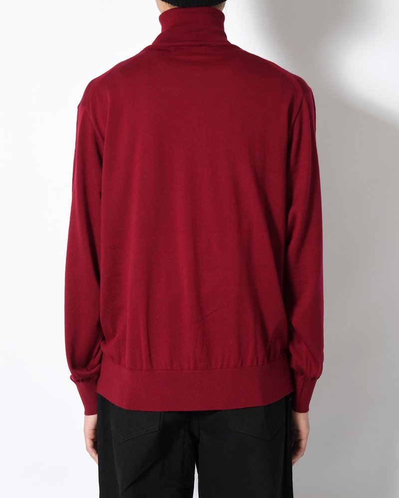 STRUCTURED TURTLENECK KNIT -RED-