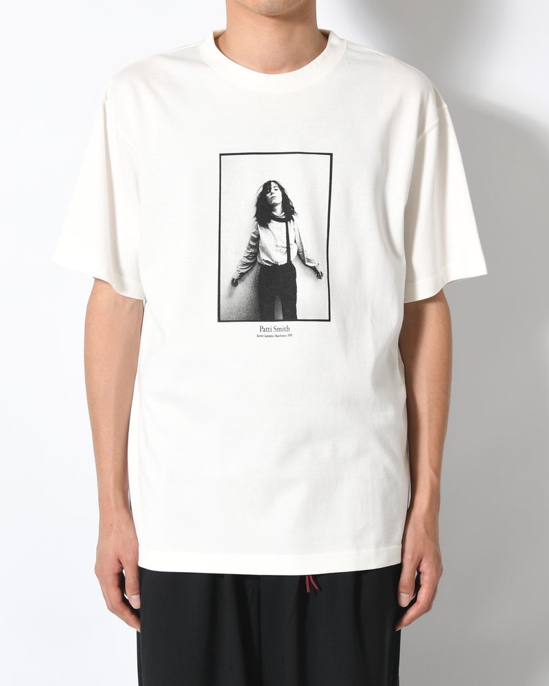PATTI SMITH PHOTO TEE by KEVIN CUMMINS -WHITE-
