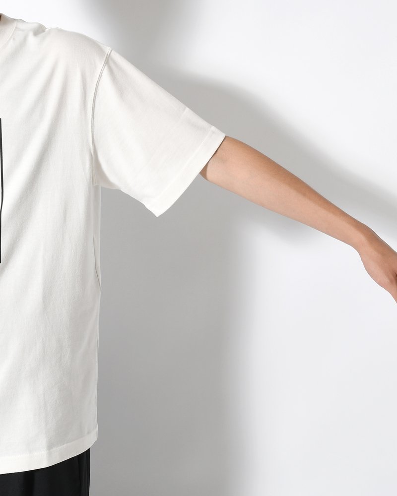 PATTI SMITH PHOTO TEE by KEVIN CUMMINS -WHITE-