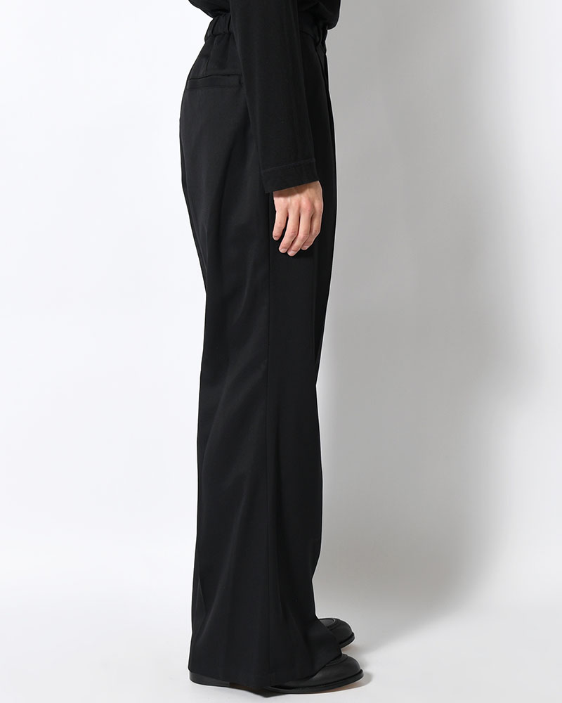 FLUID FLARE PANTS -BLACK-