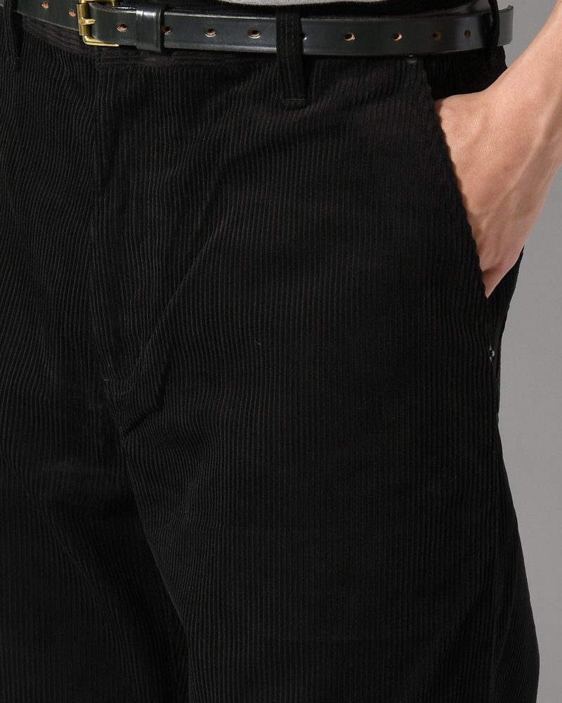 FORMED WIDE CORDUROY PANTS -BLACK-