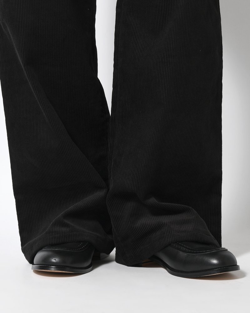 FORMED WIDE CORDUROY PANTS -BLACK-