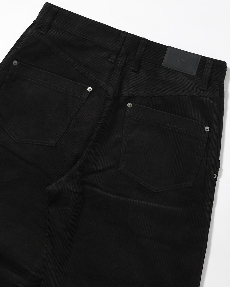 FORMED WIDE CORDUROY PANTS -BLACK-