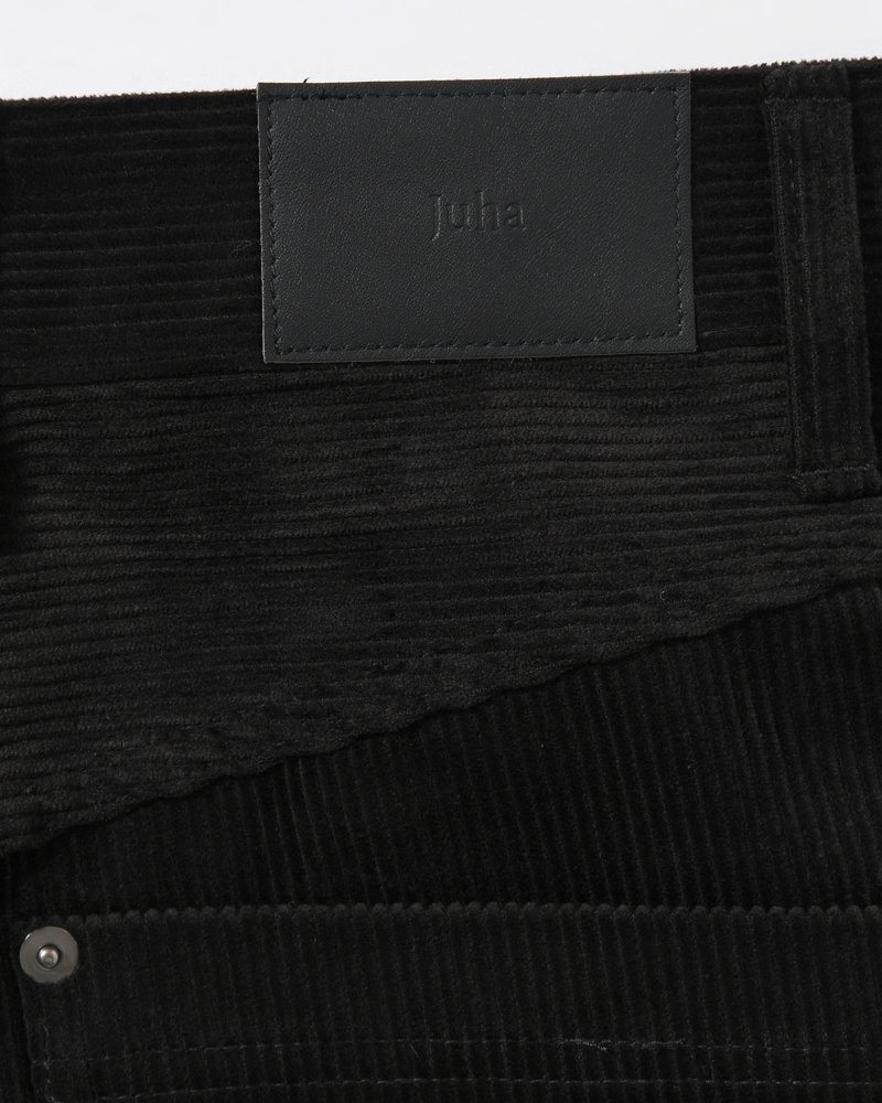 FORMED WIDE CORDUROY PANTS -BLACK-