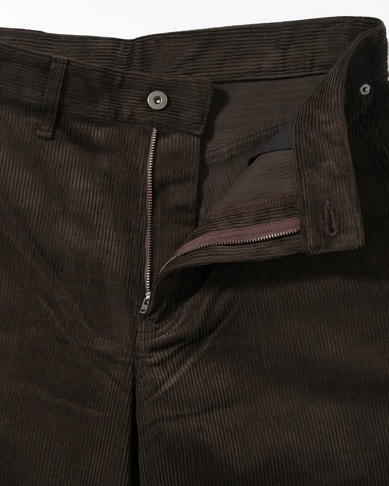 FORMED WIDE CORDUROY PANTS -BROWN-