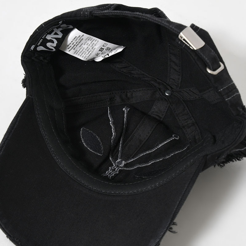 ALIEN KISS WINGED BASEBALL CAP -BLACK-