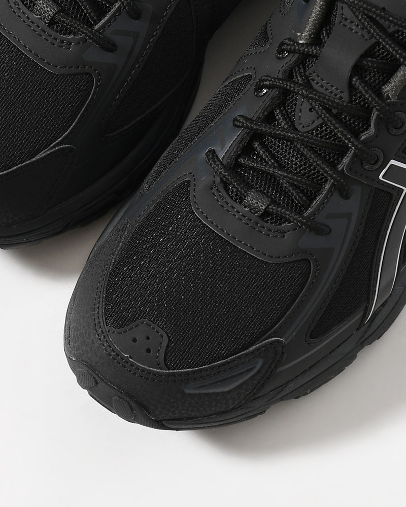 GEL-VENTURE 6 -BLACK/BLACK-