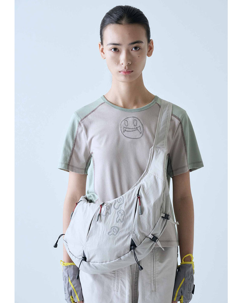SOHC MUSHROOM ZIPPER BELT SLING BAG -GREY-