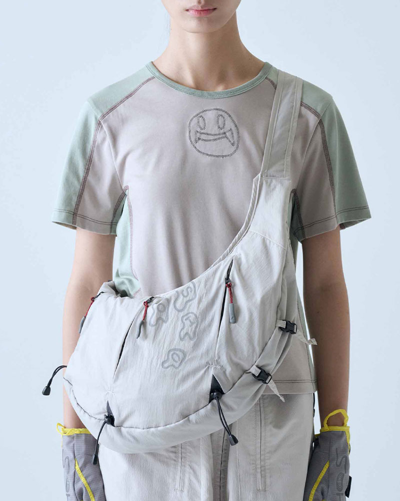SOHC MUSHROOM ZIPPER BELT SLING BAG -GREY-