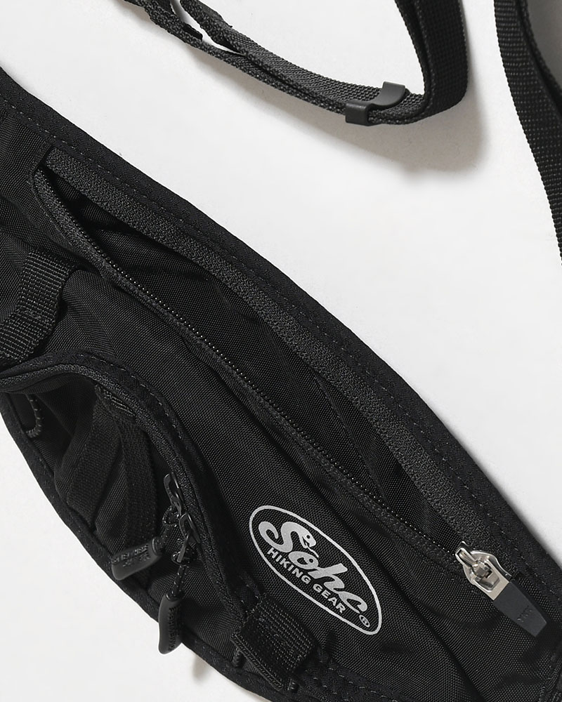 WAVY ZIPPER BELT BAG -BLACK-