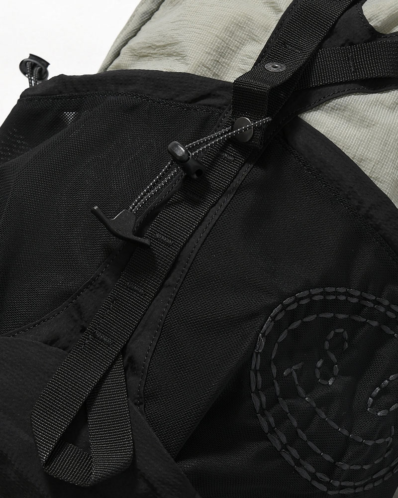 MESH POCKET DAYPACK -GREY-