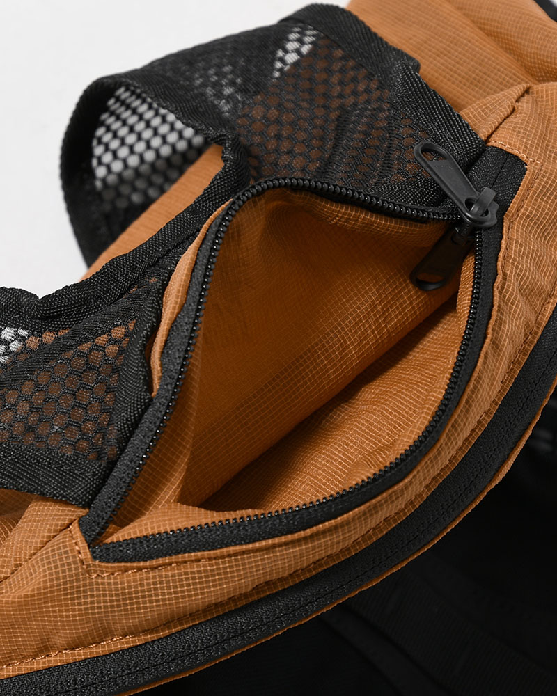 MESH POCKET DAYPACK -ORANGE-