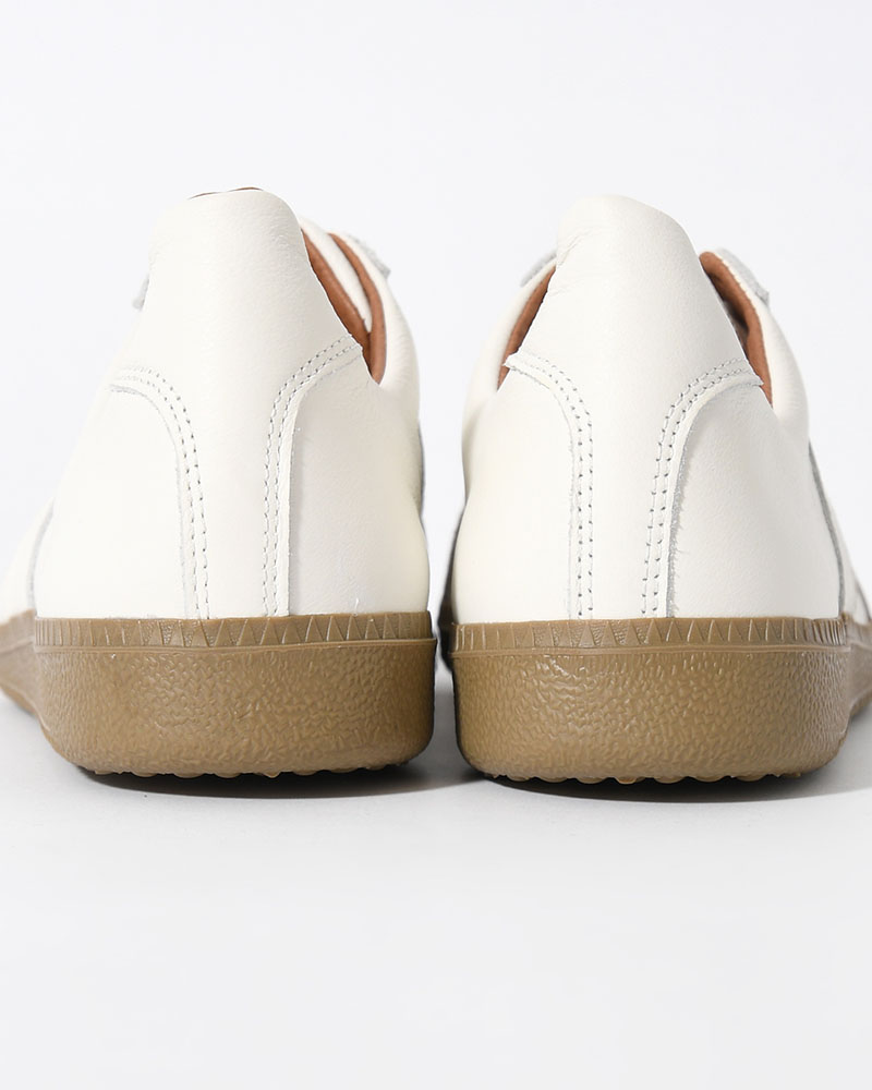 GERMAN MILITARY TRAINER -WHITE-