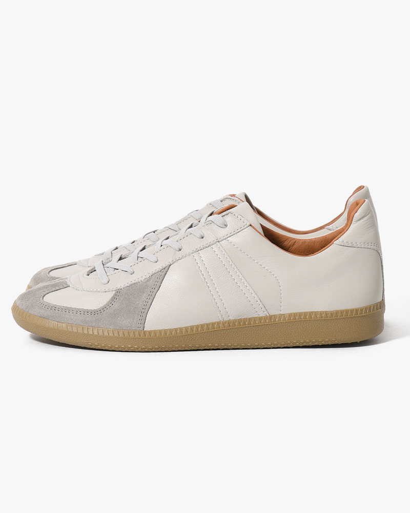 GERMAN MILITARY TRAINER -LIGHT GRAY-