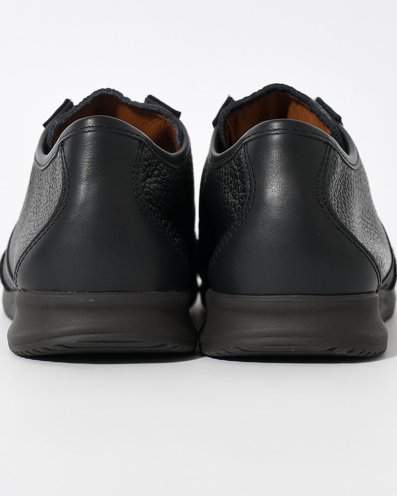 GERMAN MILITARY TRAINER -BLACK-