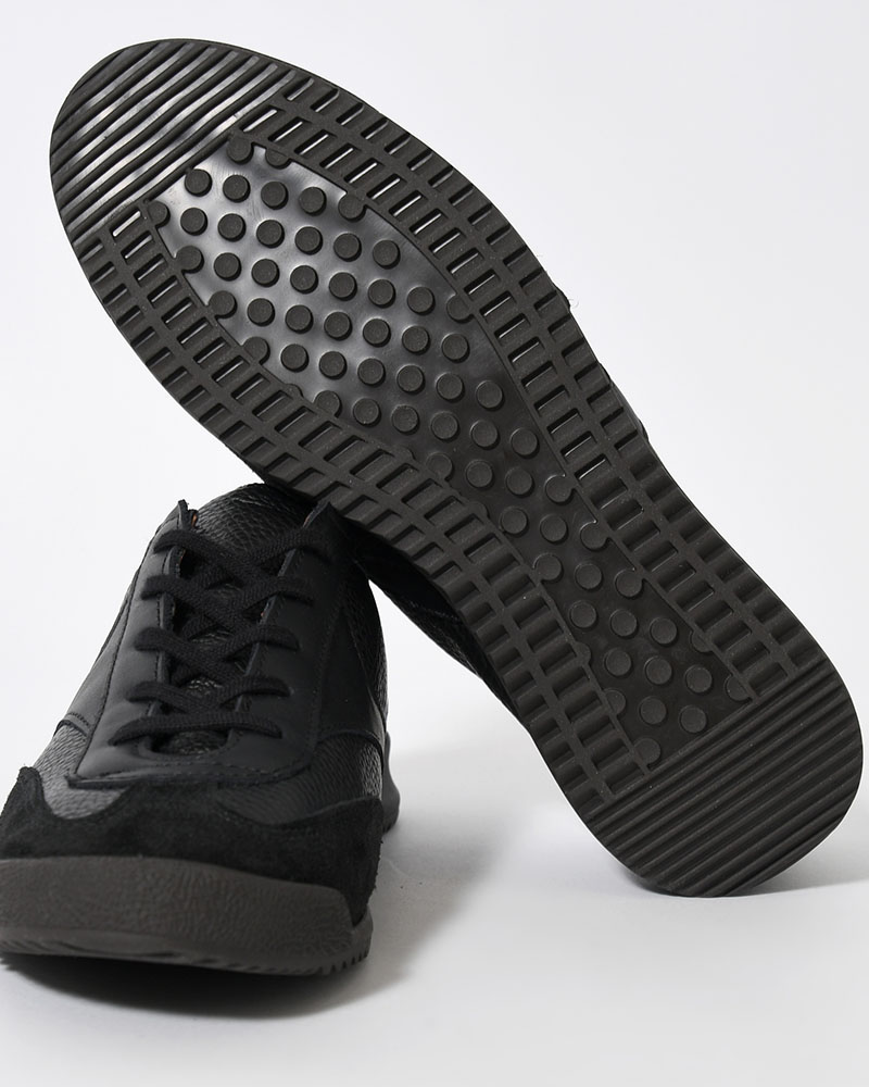 GERMAN MILITARY TRAINER -BLACK-