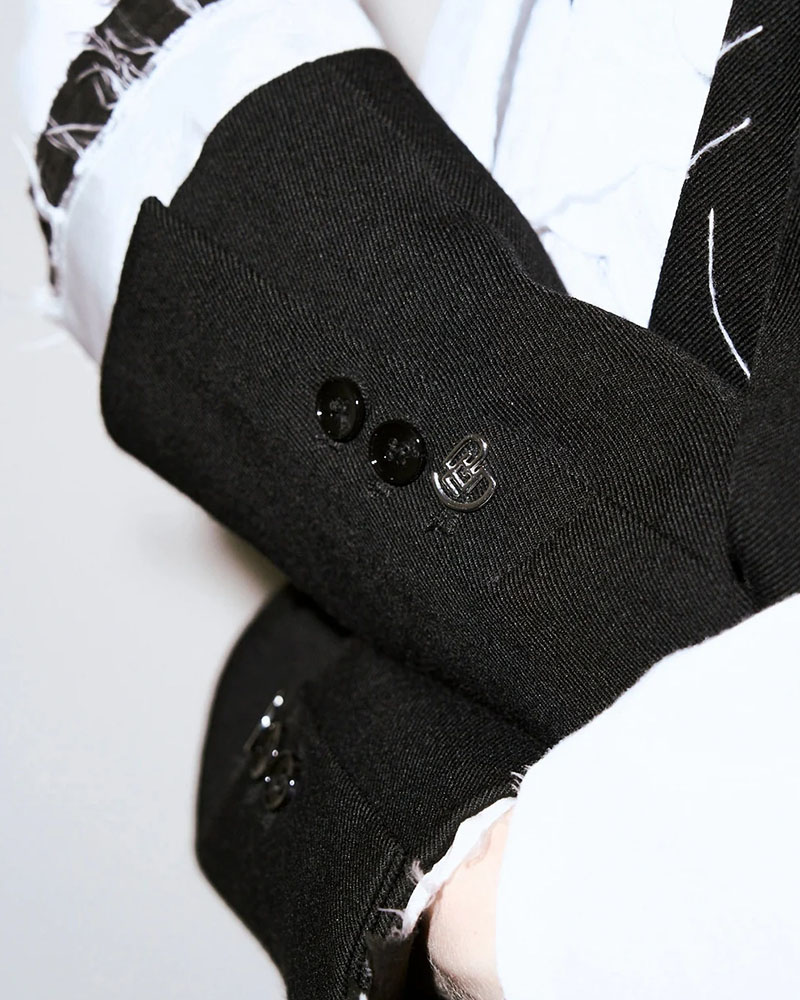 CATHERINE EMBROIDERY JKT -BLACK-
