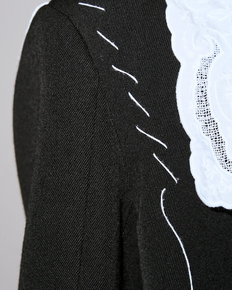 CATHERINE EMBROIDERY JKT -BLACK-