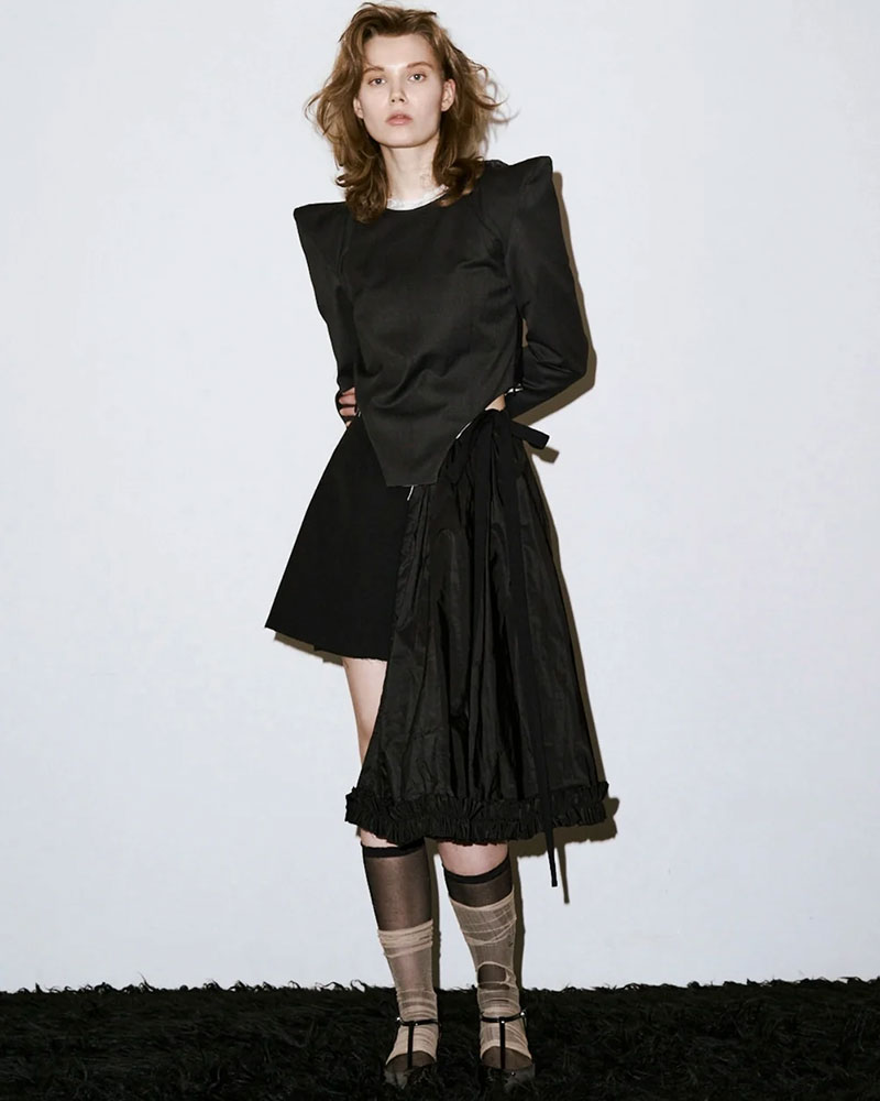 ARRANGE APRON SKIRT -BLACK-