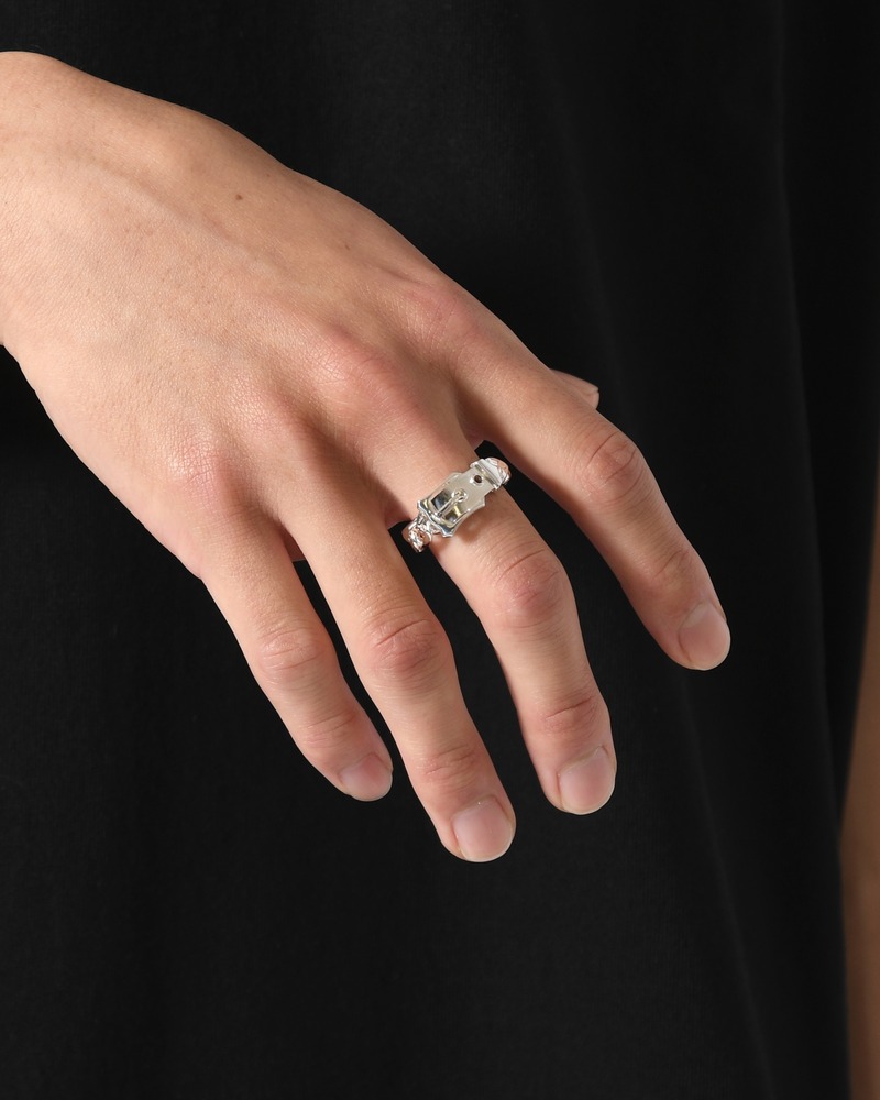 VICTORIAN BUCKLE RING -SILVER-