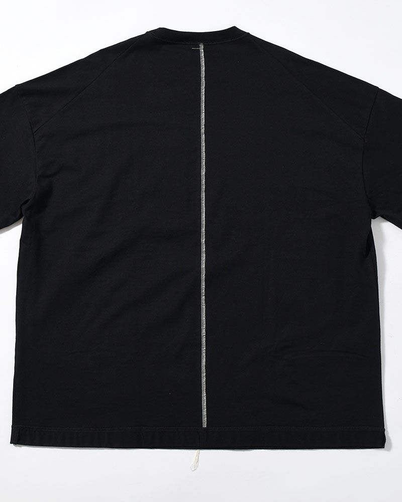 THE MOONED FLOWER IS STITCHED ON YOUR BODY -BLACK-