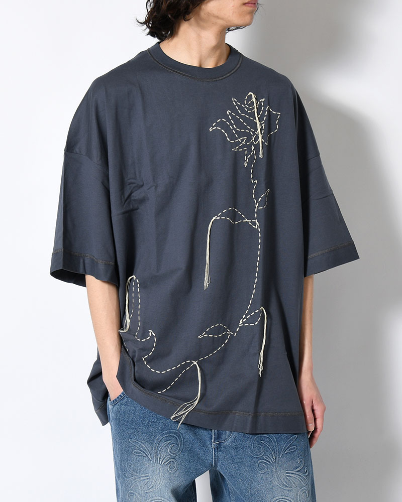 THE MOONED FLOWER IS STITCHED ON YOUR BODY -SLATE-