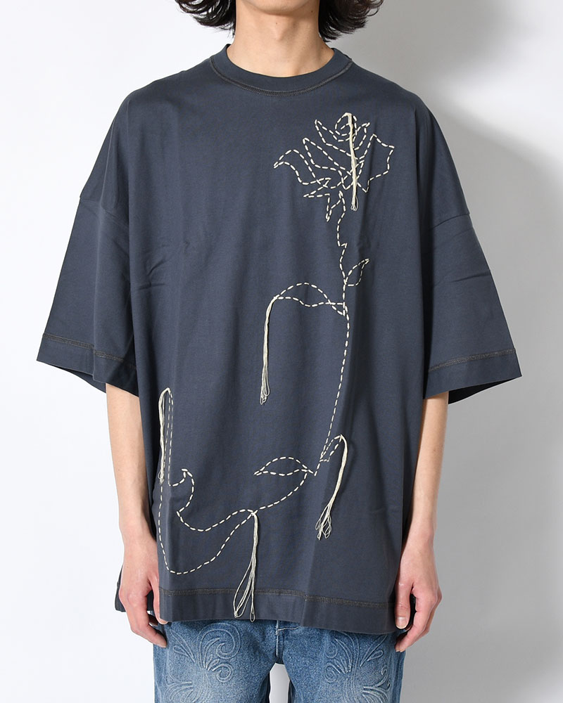 THE MOONED FLOWER IS STITCHED ON YOUR BODY -SLATE-