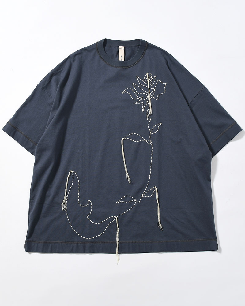 THE MOONED FLOWER IS STITCHED ON YOUR BODY -SLATE-