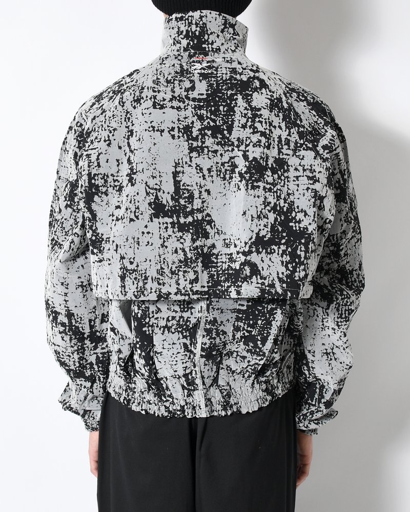 ATHLETE JACKET WITH Reebok IN WINTER SCENERY -SNOWVEIL-