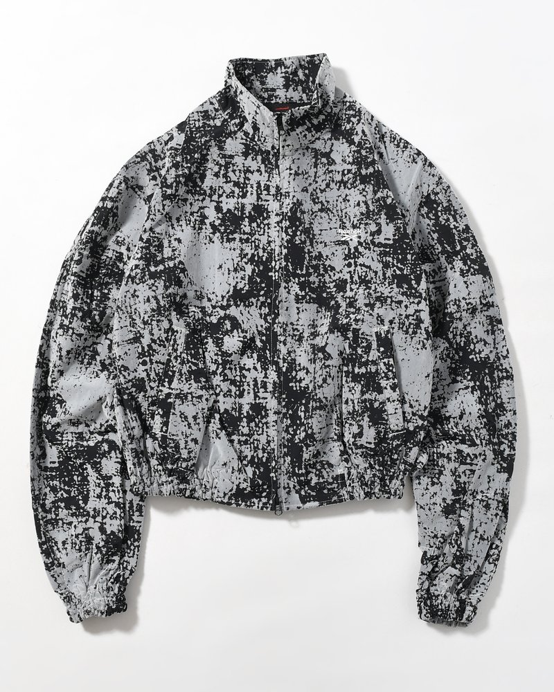 ATHLETE JACKET WITH Reebok IN WINTER SCENERY -SNOWVEIL-