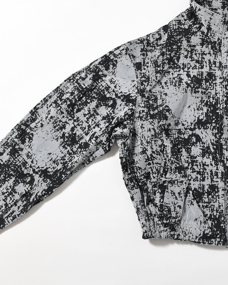 ATHLETE JACKET WITH Reebok IN WINTER SCENERY -SNOWVEIL-