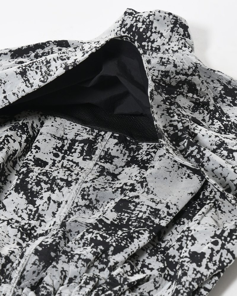 ATHLETE JACKET WITH Reebok IN WINTER SCENERY -SNOWVEIL-