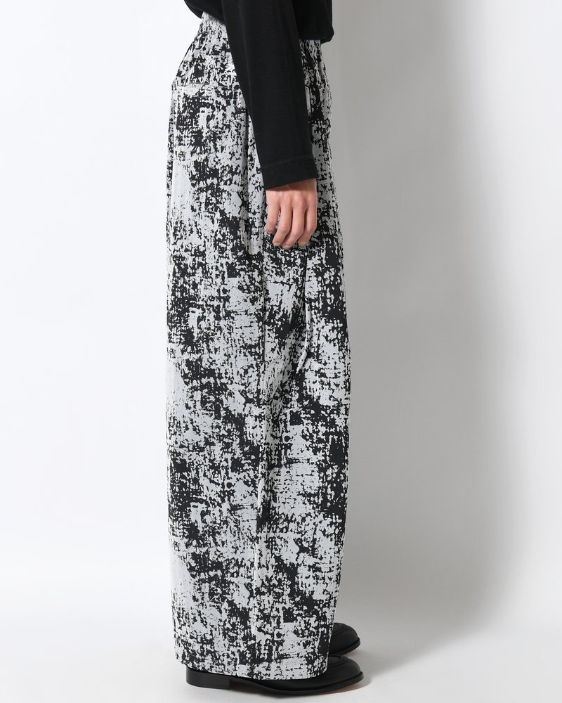 ATHLETE BAGGY WITH Reebok IN WINTER SCENERY -SNOWVEIL-
