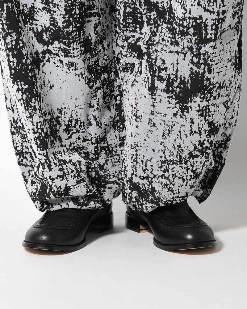 ATHLETE BAGGY WITH Reebok IN WINTER SCENERY -SNOWVEIL-