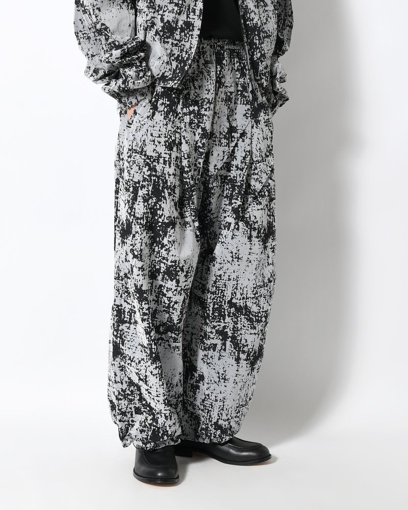 ATHLETE BAGGY WITH Reebok IN WINTER SCENERY -SNOWVEIL-